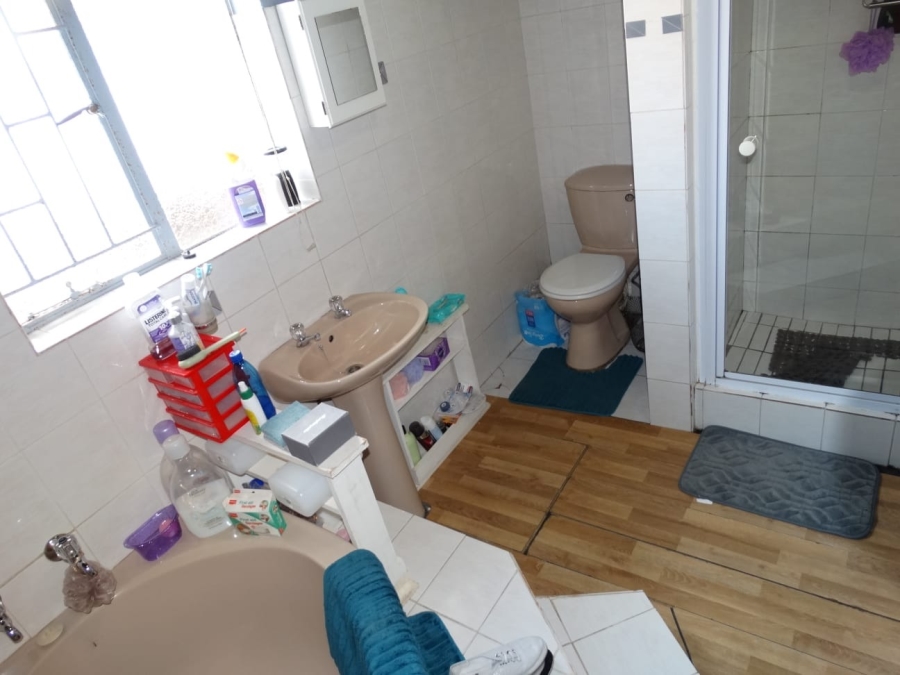 3 Bedroom Property for Sale in Geelhoutpark North West